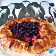 Bilberry pie