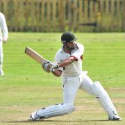 Mohammed Gulnawaz hit a captain’s knock of 62 for Riddlesden who won a top-of-the-table clash against Glusburn on Saturday